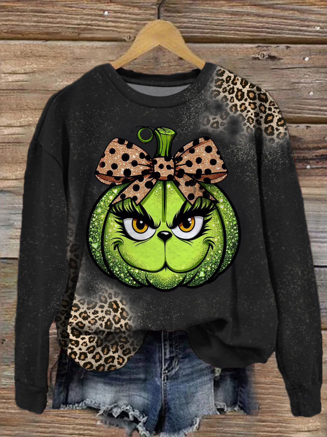 Women's Funny Christmas Leopard Pumpkin Long Sleeve Top