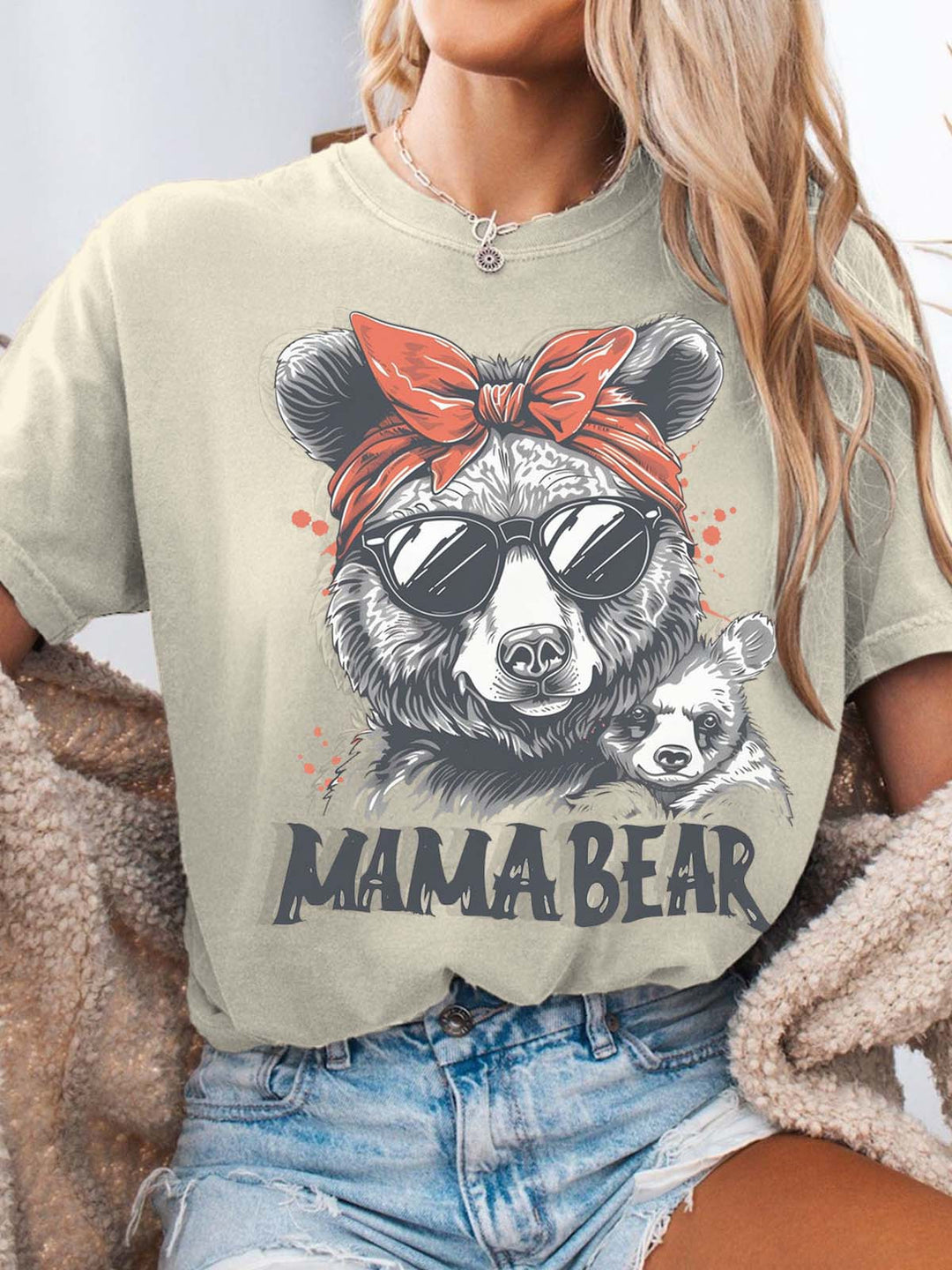 Mother's Day MAMA Bear Crew Neck T-shirt