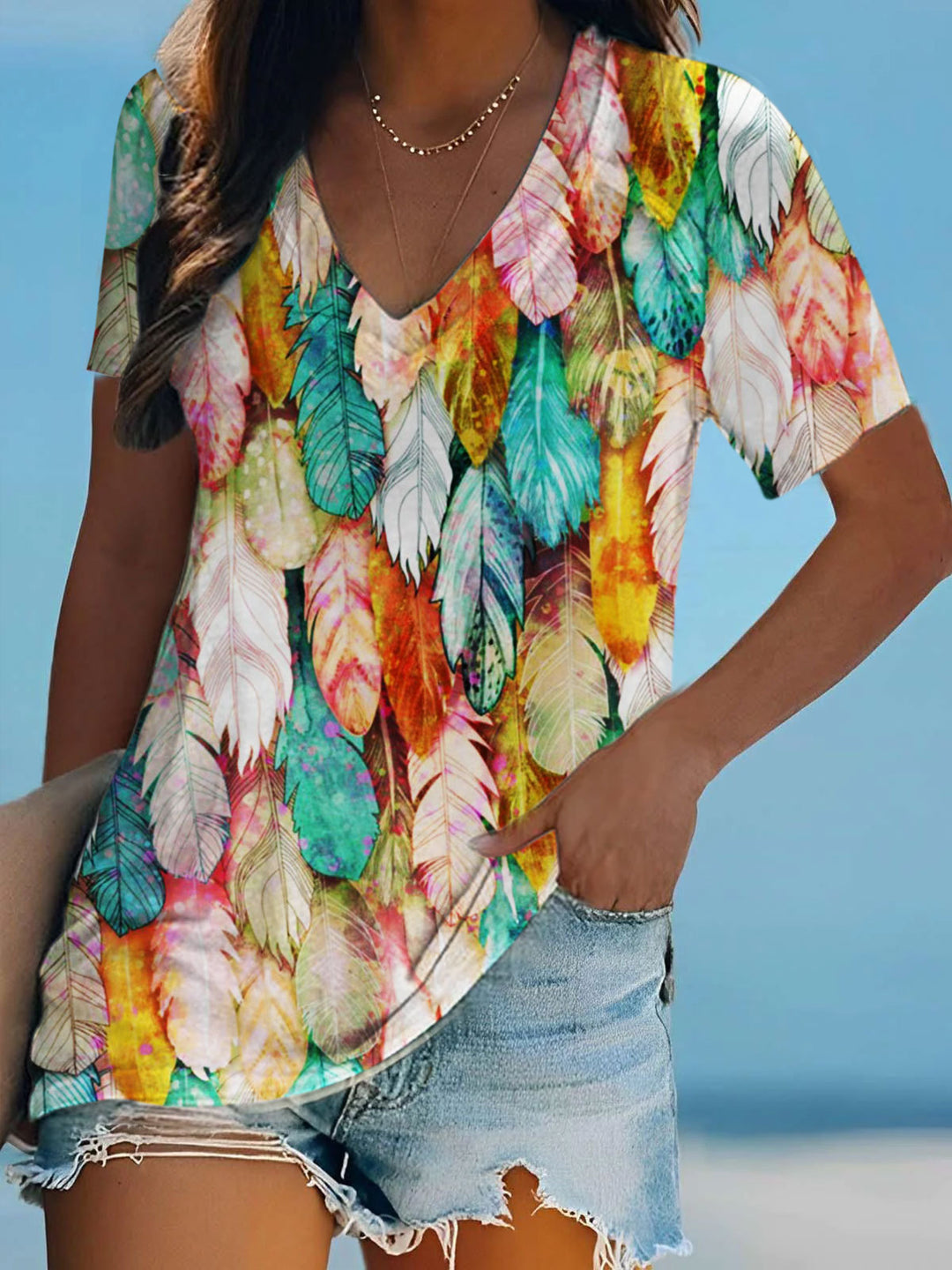 Women's Feather Print Casual V-Neck Top